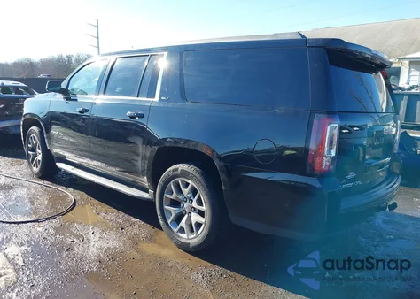 2015 GMC Yukon Xl 1500 Slt z USA, uszkodzony, nr VIN 1GKS2HKC8FR673894